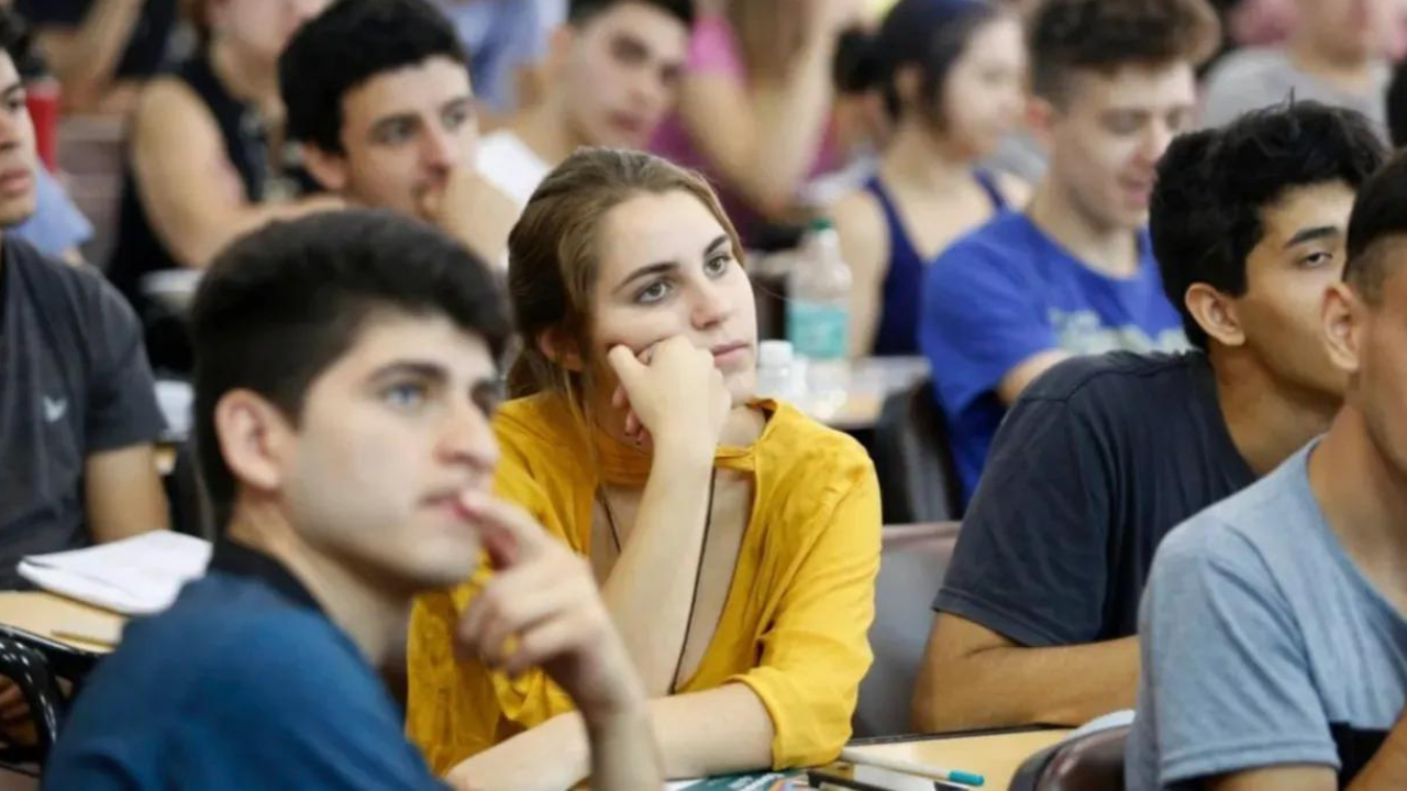 Universidades públicas anuncian cambios en los exámenes de admisión 2026